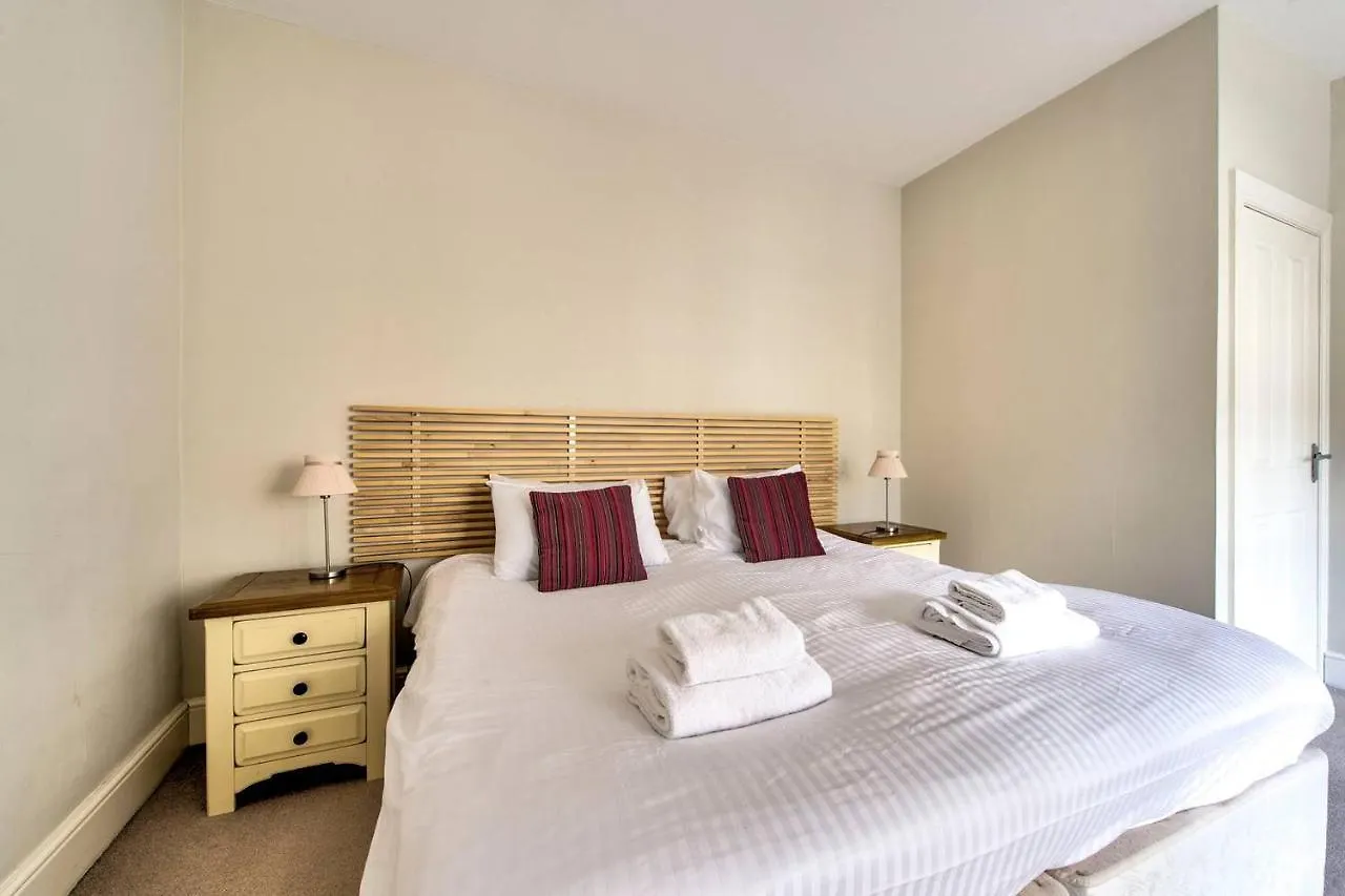 Joivy Bright 1 Bed Flat, Close To Princess Street Édimbourg Royaume-Uni