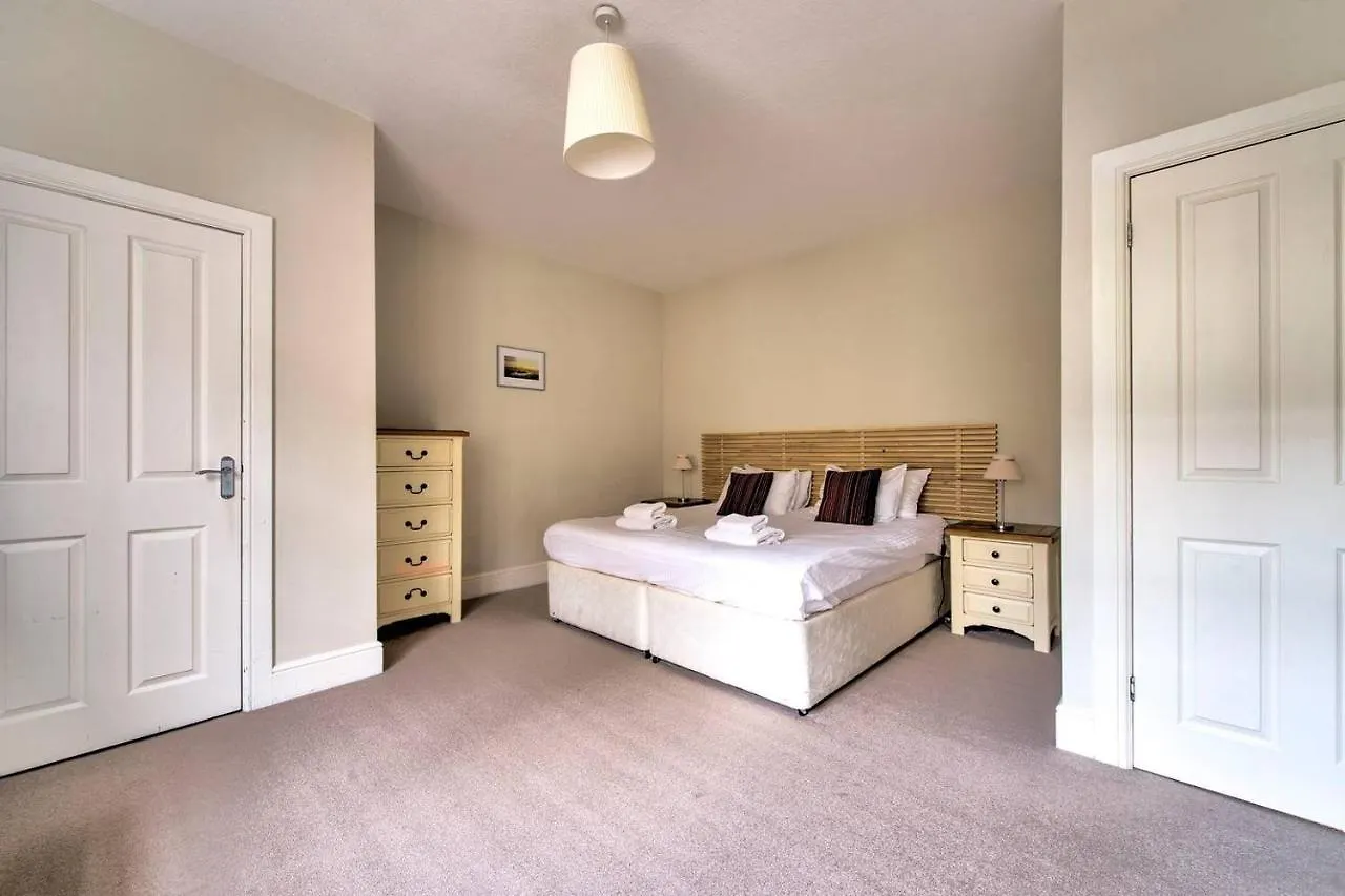 Joivy Bright 1 Bed Flat, Close To Princess Street Édimbourg 0*,